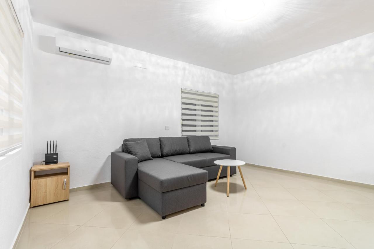 Apart-Hotel Prestige Улцинь Экстерьер фото