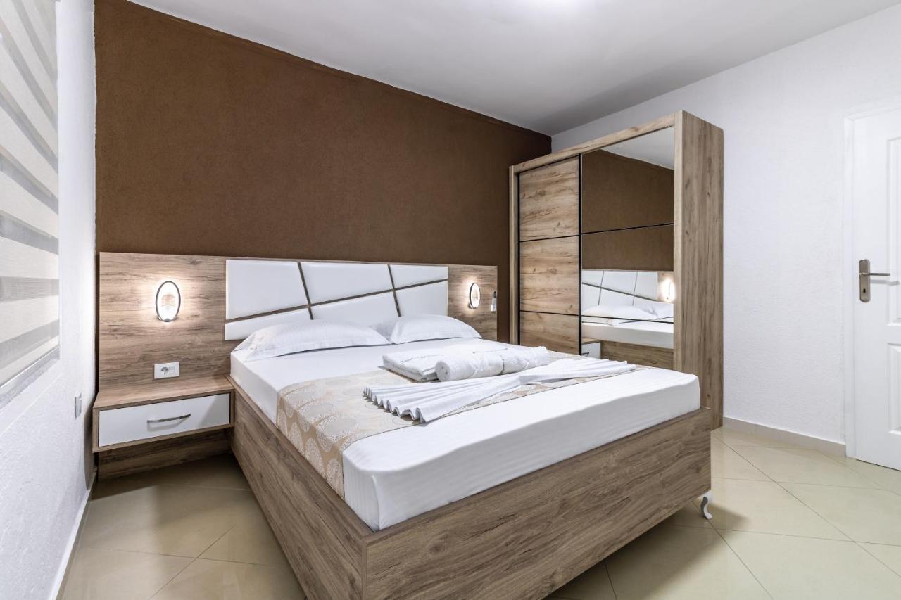 Apart-Hotel Prestige Улцинь Экстерьер фото